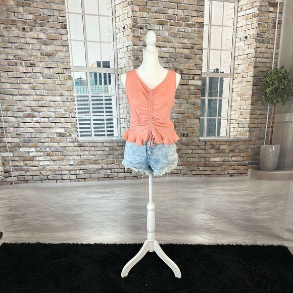 Ruched crop top    - Picture 3 of 8